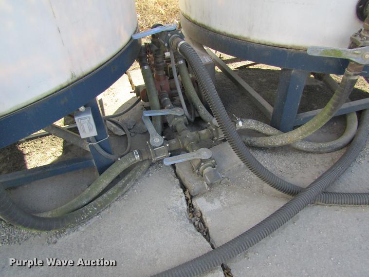 image for item DB5946 (2) bulk tanks