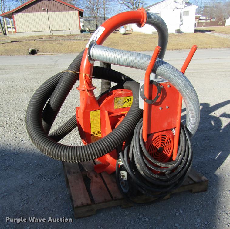 image for item DB5948 Dunrite grain vacuum