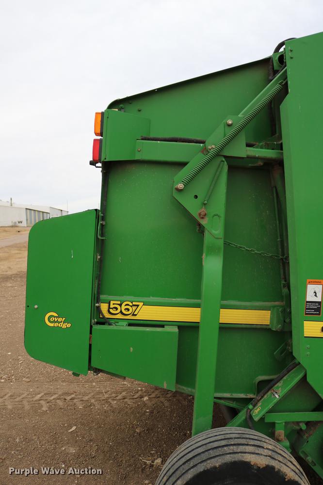 image for item DB6578 2004 John Deere 567 round baler