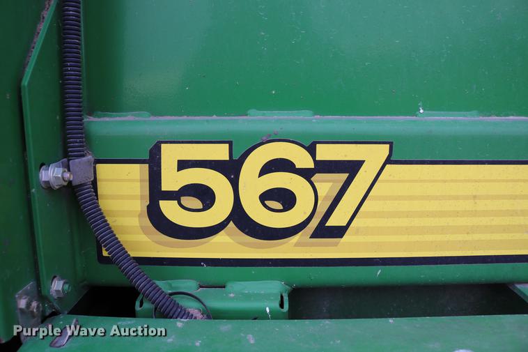 image for item DB6578 2004 John Deere 567 round baler