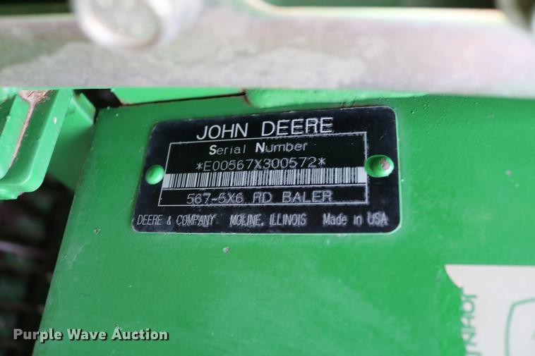 image for item DB6578 2004 John Deere 567 round baler