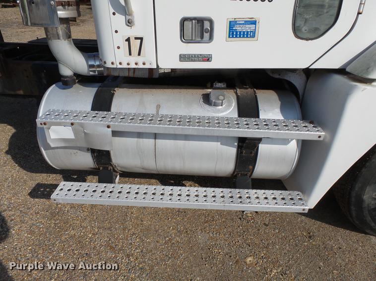 image for item DB7205 2000 Freightliner Century Class FLC12064 truck cab and chassis