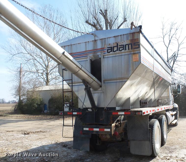 image for item DB7206 2003 Mack CX613 fertilizer tender truck