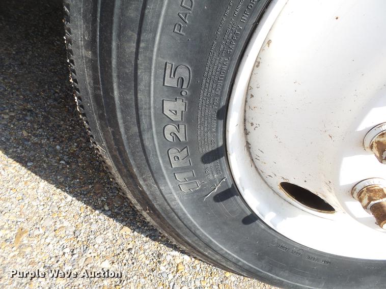 image for item DB7206 2003 Mack CX613 fertilizer tender truck