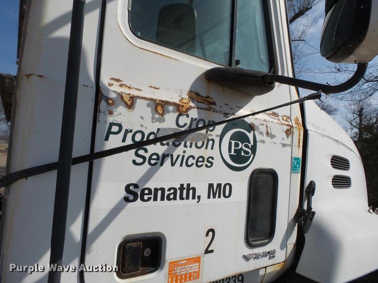 image for item DB7206 2003 Mack CX613 fertilizer tender truck