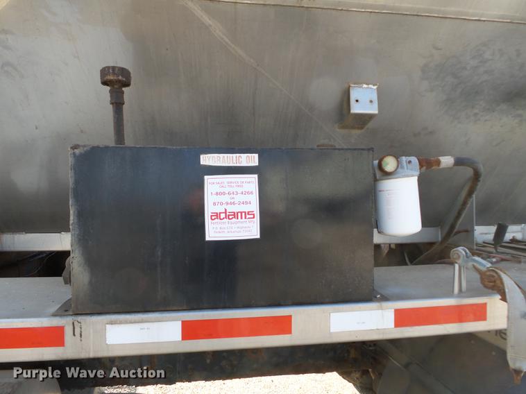 image for item DB7206 2003 Mack CX613 fertilizer tender truck