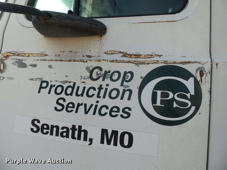 image for item DB7206 2003 Mack CX613 fertilizer tender truck