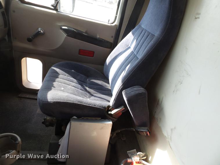 image for item DB7206 2003 Mack CX613 fertilizer tender truck