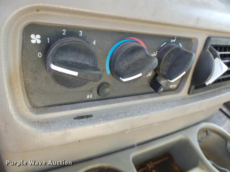 image for item DB7206 2003 Mack CX613 fertilizer tender truck