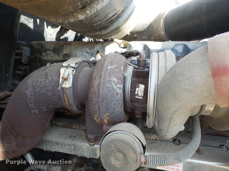 image for item DB7206 2003 Mack CX613 fertilizer tender truck