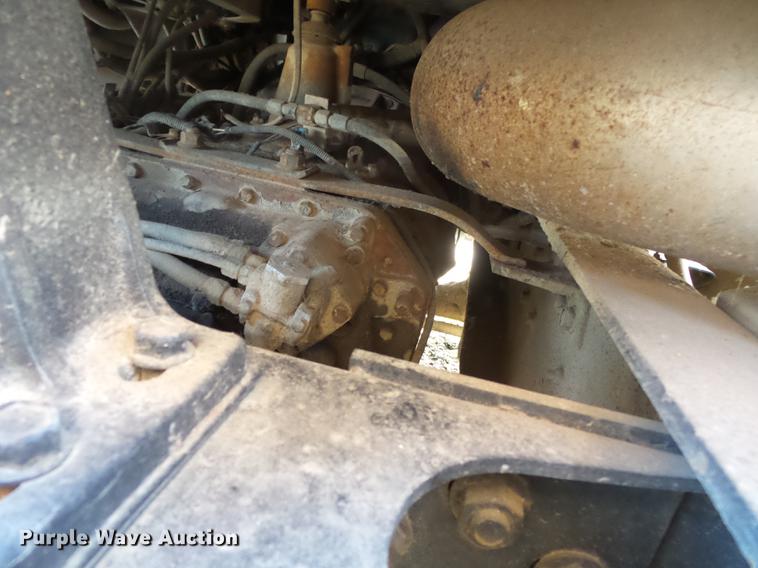 image for item DB7207 1994 International 9400 fertilizer tender truck