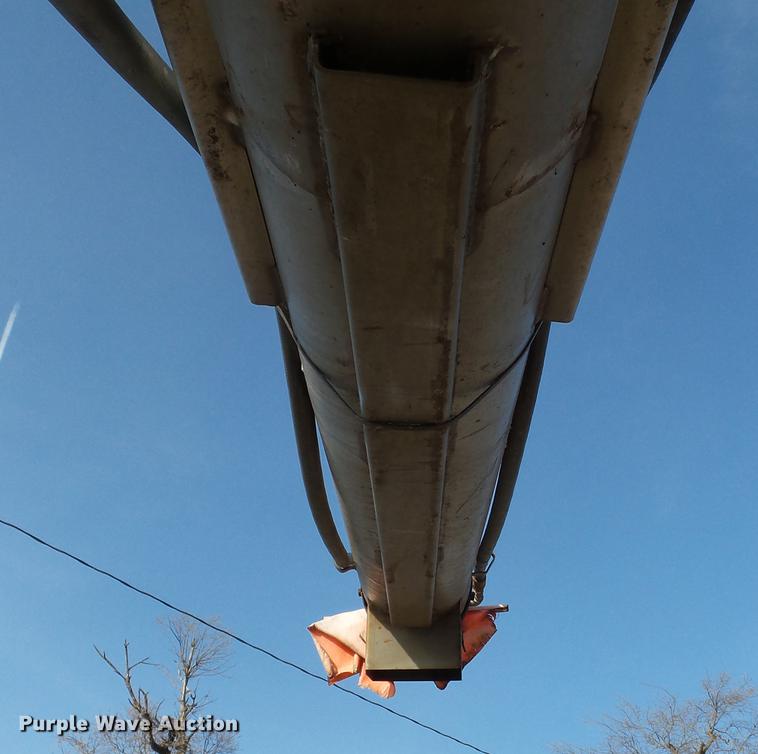 image for item DB7207 1994 International 9400 fertilizer tender truck