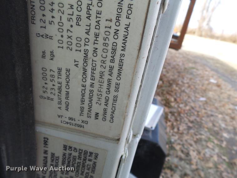 image for item DB7207 1994 International 9400 fertilizer tender truck