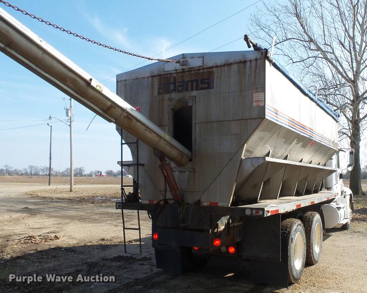 image for item DB7208 2005 International 9200i fertilizer tender truck