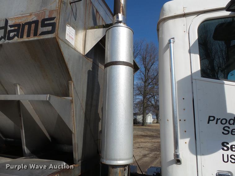 image for item DB7208 2005 International 9200i fertilizer tender truck