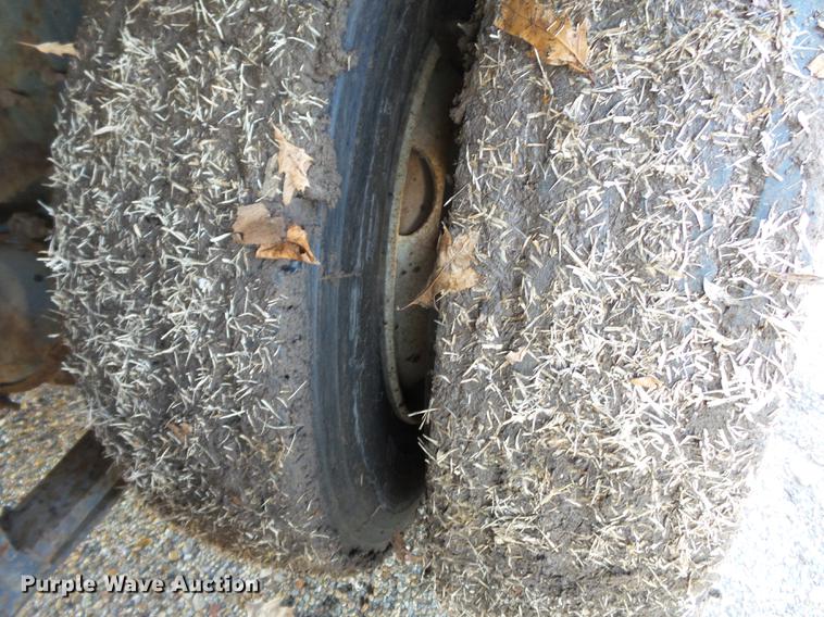 image for item DB7208 2005 International 9200i fertilizer tender truck