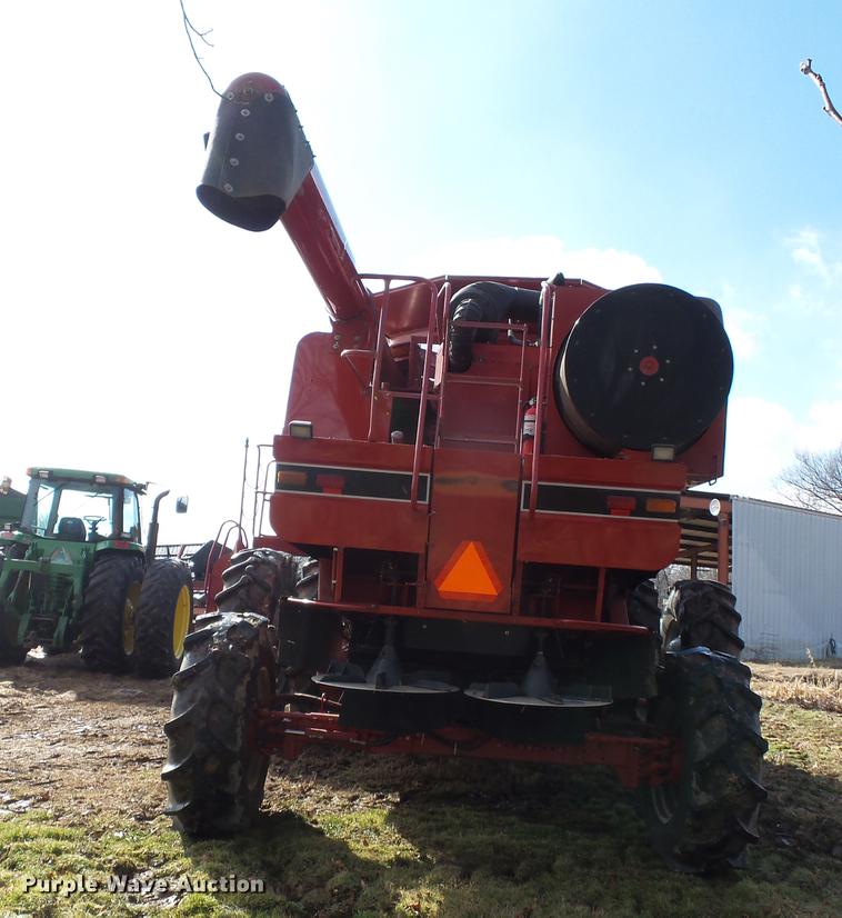 image for item DB7223 1999 Case IH 2388 RWA combine