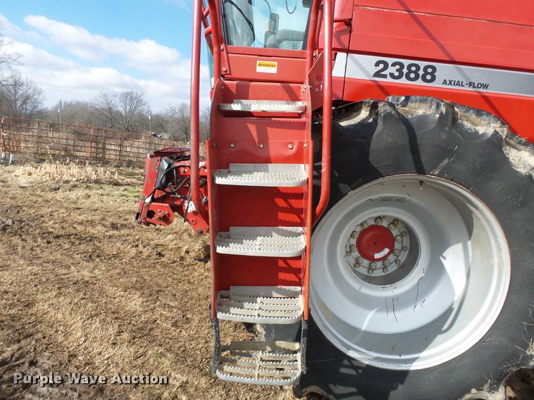 image for item DB7223 1999 Case IH 2388 RWA combine