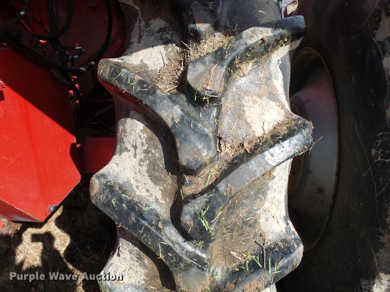 image for item DB7223 1999 Case IH 2388 RWA combine