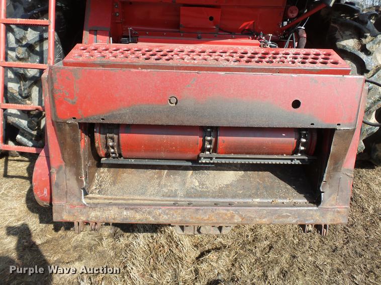 image for item DB7223 1999 Case IH 2388 RWA combine