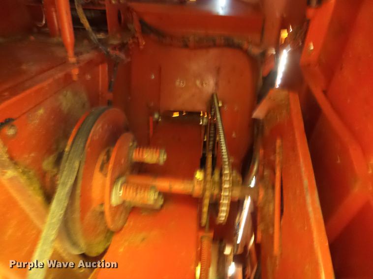 image for item DB7223 1999 Case IH 2388 RWA combine