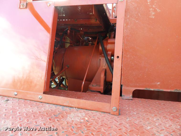 image for item DB7223 1999 Case IH 2388 RWA combine