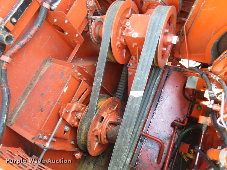 image for item DB7223 1999 Case IH 2388 RWA combine