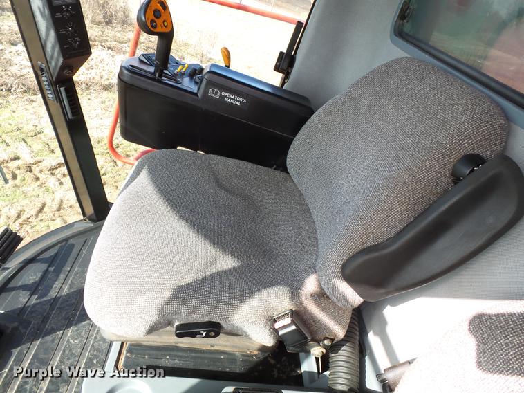 image for item DB7223 1999 Case IH 2388 RWA combine