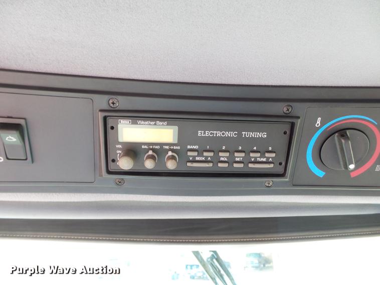 image for item DB7223 1999 Case IH 2388 RWA combine