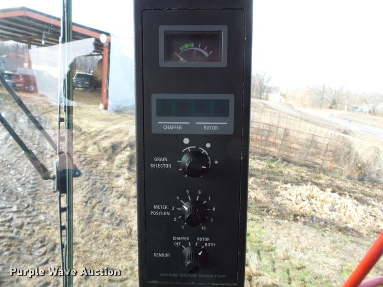 image for item DB7223 1999 Case IH 2388 RWA combine