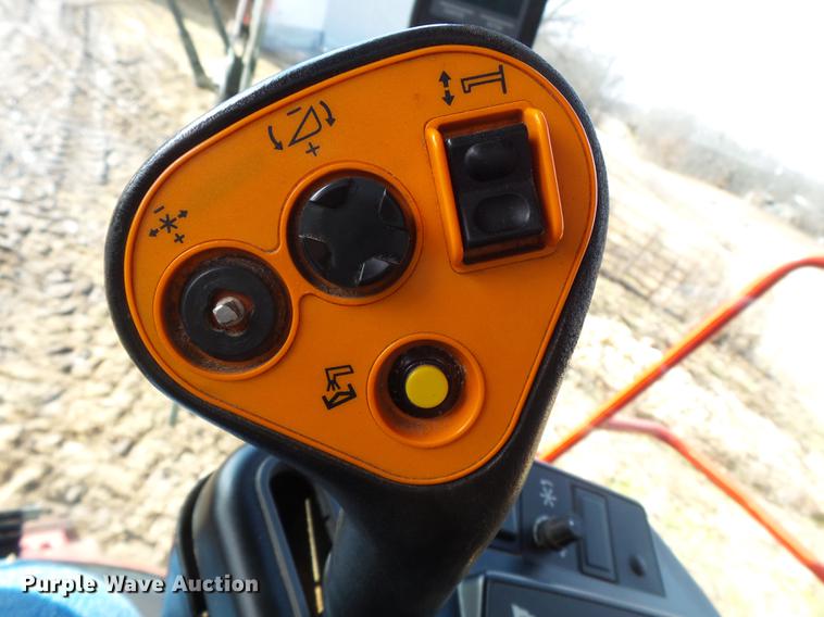 image for item DB7223 1999 Case IH 2388 RWA combine