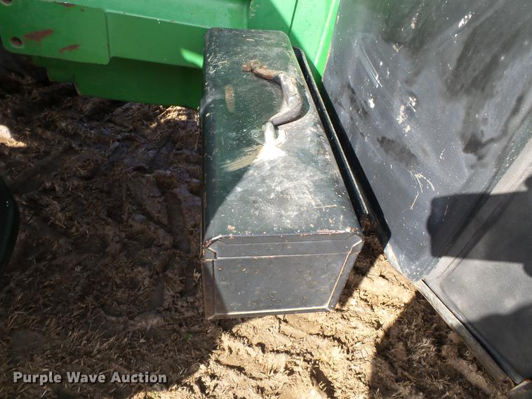 image for item DB7224 1995 John Deere 8300 MFWD tractor