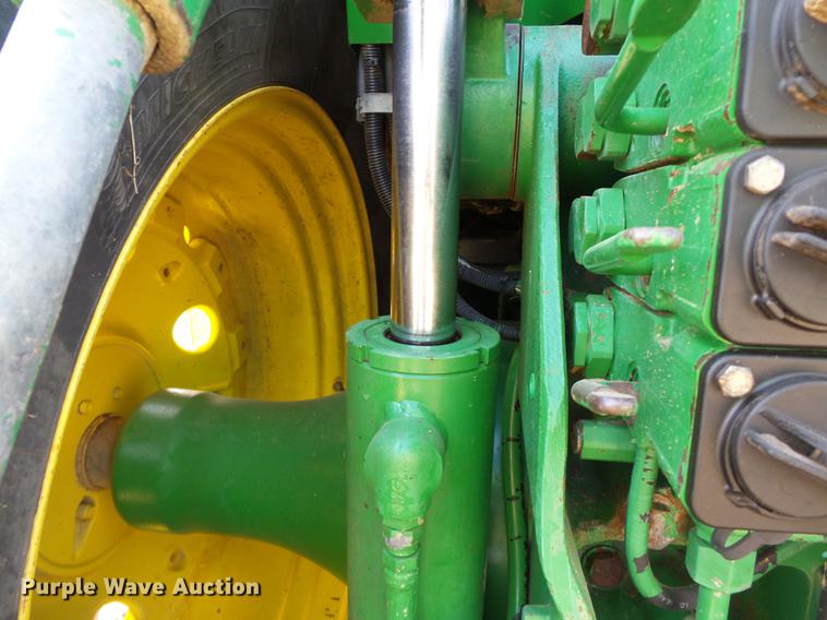 image for item DB7224 1995 John Deere 8300 MFWD tractor