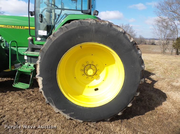 image for item DB7224 1995 John Deere 8300 MFWD tractor