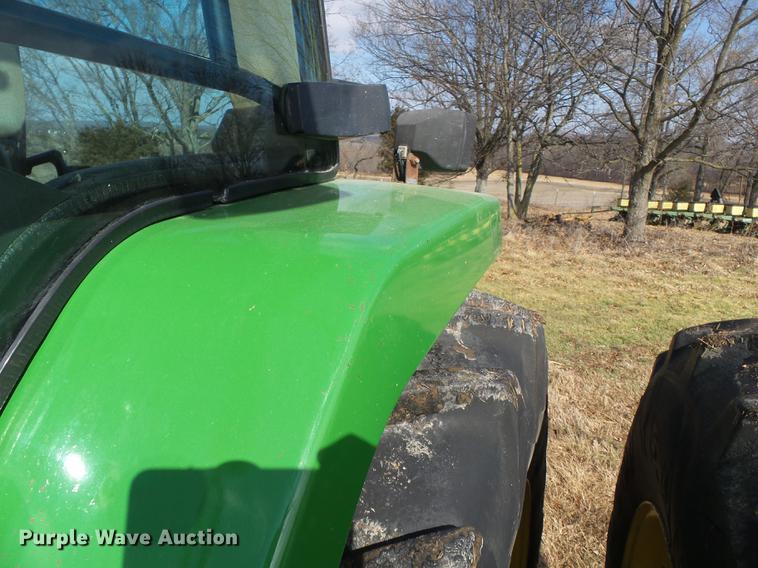 image for item DB7224 1995 John Deere 8300 MFWD tractor