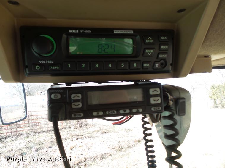 image for item DB7224 1995 John Deere 8300 MFWD tractor