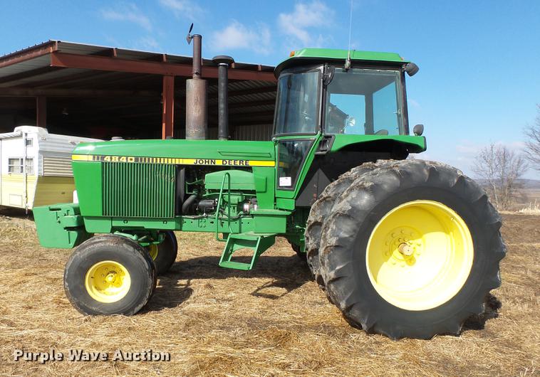 image for item DB7225 1979 John Deere 4840 tractor