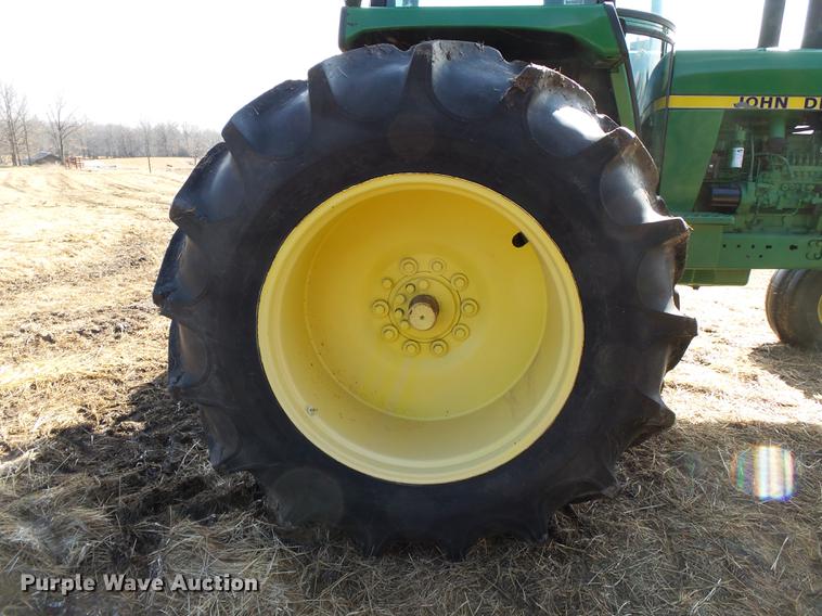 image for item DB7225 1979 John Deere 4840 tractor