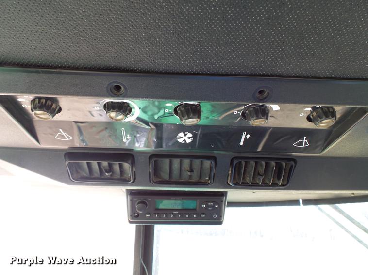 image for item DB7225 1979 John Deere 4840 tractor