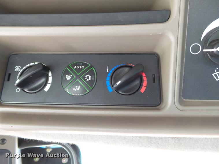 image for item DB7232 2014 Case IH Patriot 4430 self-propelled sprayer