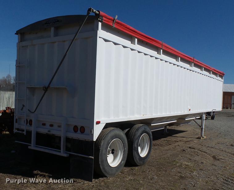 image for item DB7235 1989 Hawkeye double hopper bottom grain trailer