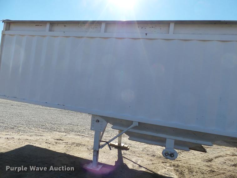 image for item DB7235 1989 Hawkeye double hopper bottom grain trailer
