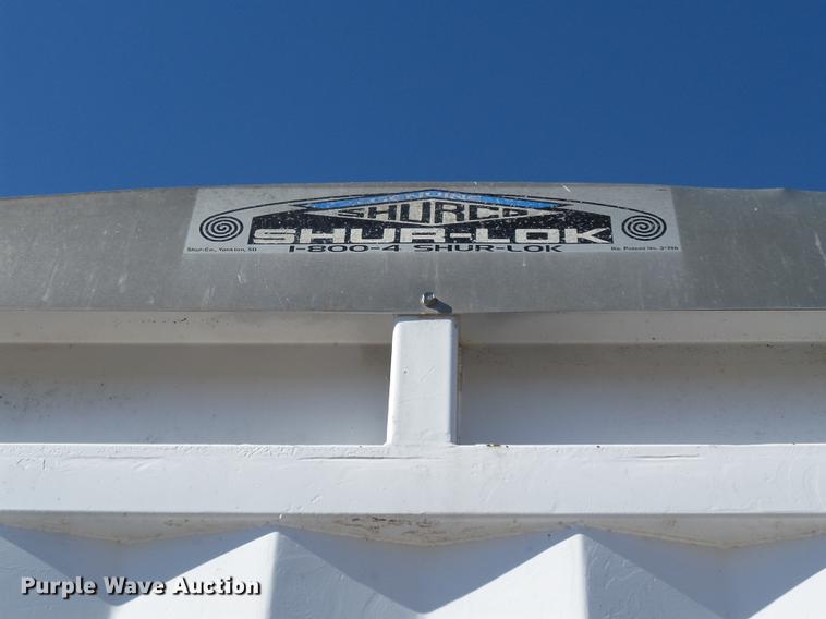 image for item DB7235 1989 Hawkeye double hopper bottom grain trailer