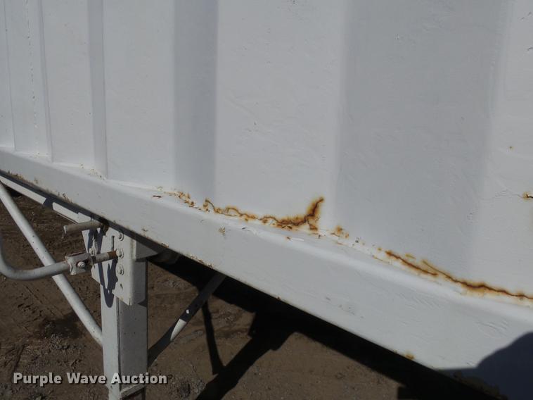 image for item DB7235 1989 Hawkeye double hopper bottom grain trailer