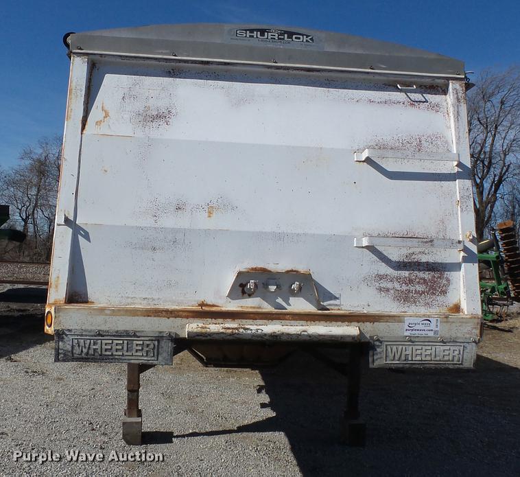 image for item DB7236 1998 Wheeler GH2225KA40 double hopper bottom grain trailer