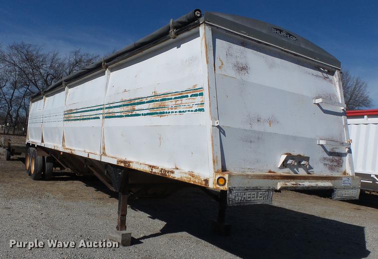 image for item DB7236 1998 Wheeler GH2225KA40 double hopper bottom grain trailer