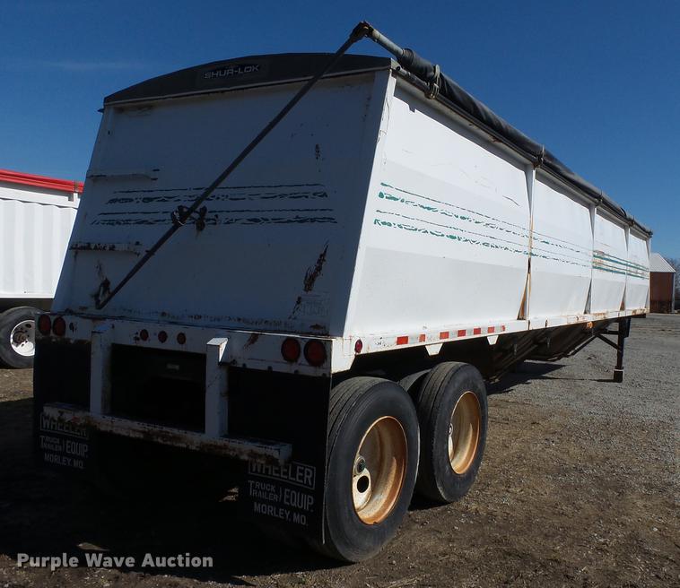 image for item DB7236 1998 Wheeler GH2225KA40 double hopper bottom grain trailer