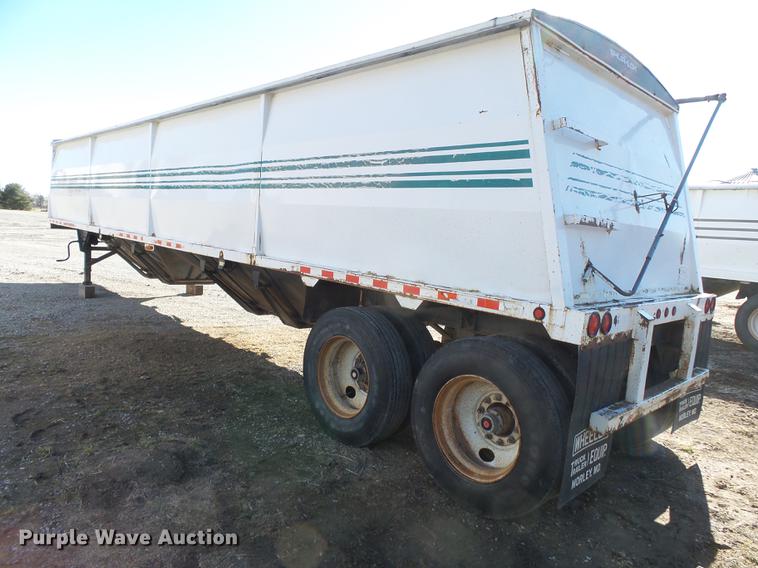 image for item DB7236 1998 Wheeler GH2225KA40 double hopper bottom grain trailer