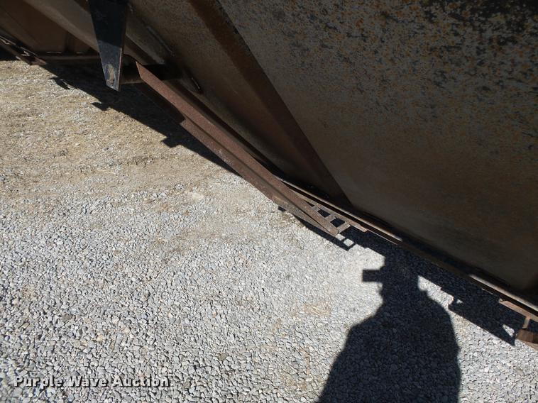 image for item DB7236 1998 Wheeler GH2225KA40 double hopper bottom grain trailer