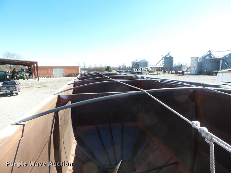 image for item DB7236 1998 Wheeler GH2225KA40 double hopper bottom grain trailer